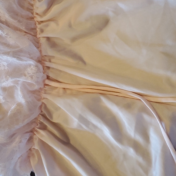 Lorraine Teddy Romper - Picture 4 of 12